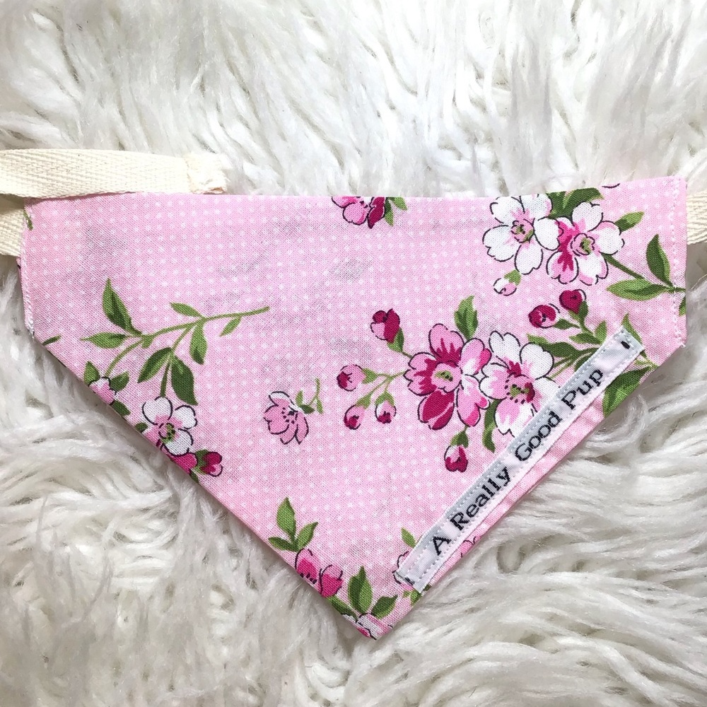 🐶 4 for $16 Dog Bandana PINK POLKA DOT FLOWERS 💕